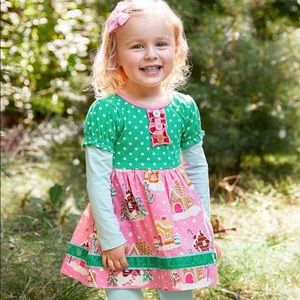 Ginger bread village dress size 8